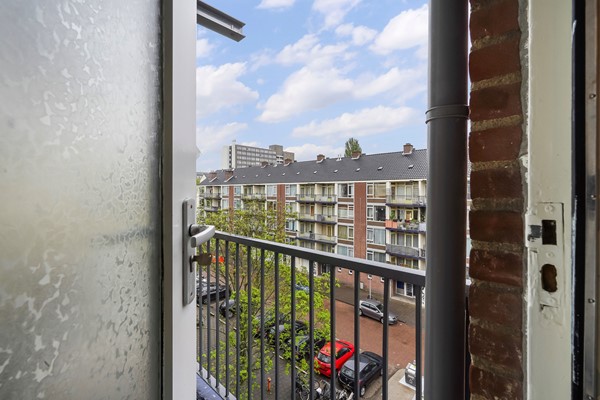 Medium property photo - Honselersdijkstraat 14-4, 1059 GC Amsterdam